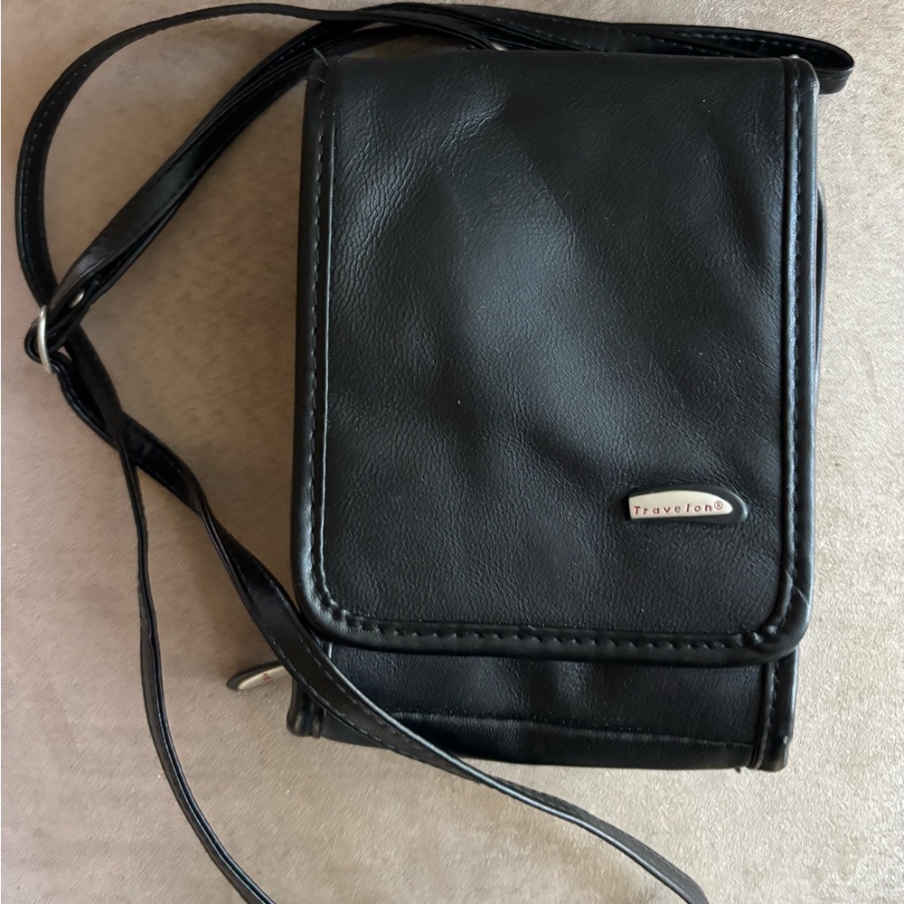 Travelon Sleek Black Crossbody Bag
